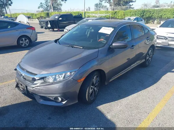 JHMFC1F30JX037257 2018 HONDA CIVIC - Image 2