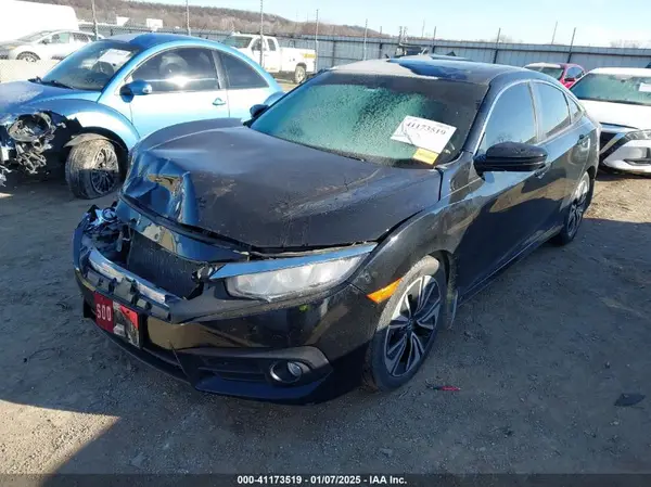 JHMFC1F30JX038313 2018 HONDA CIVIC - Image 2