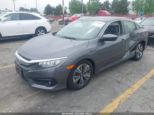 JHMFC1F30JX040868 2018 HONDA CIVIC - Image 2