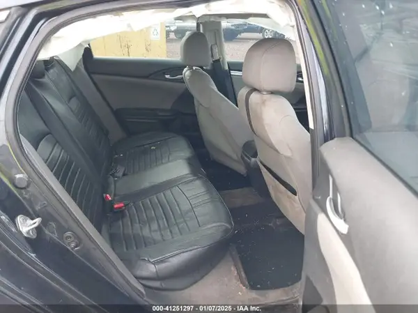 JHMFC1F31JX000993 2018 HONDA CIVIC - Image 8