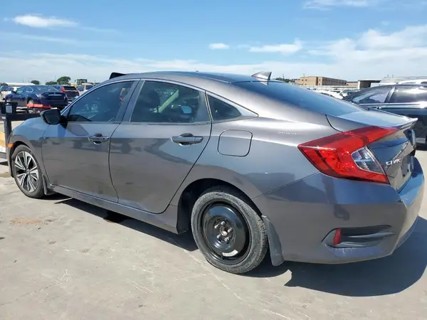 JHMFC1F31JX002582 2018 HONDA CIVIC - Image 2