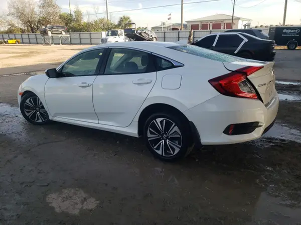 JHMFC1F31JX008690 2018 HONDA CIVIC - Image 2