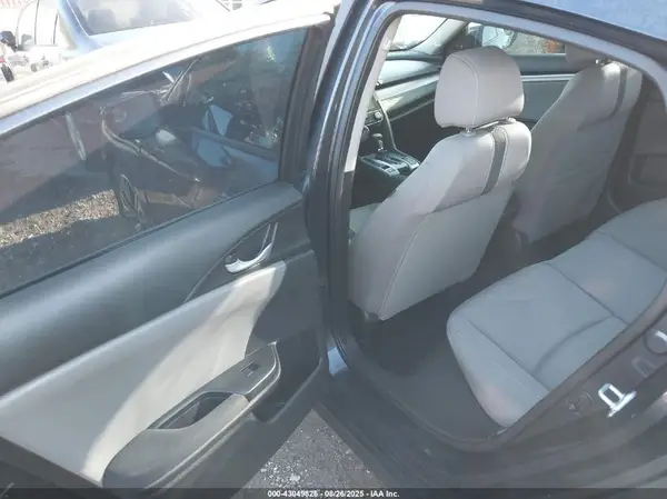 JHMFC1F31JX027384 2018 HONDA CIVIC - Image 8