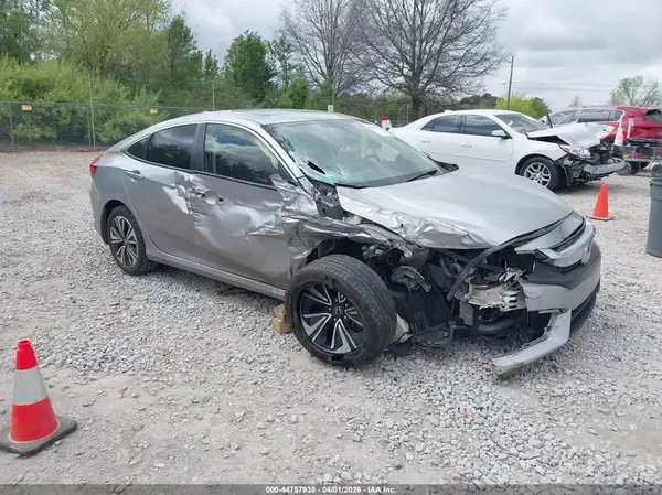 JHMFC1F31JX028552 2018 HONDA CIVIC - Image 1