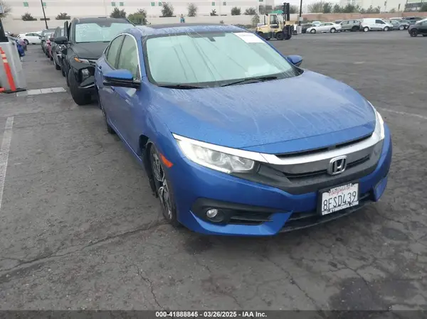 JHMFC1F31JX034660 2018 HONDA CIVIC - Image 1