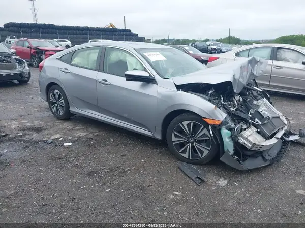 JHMFC1F31JX034786 2018 HONDA CIVIC - Image 1