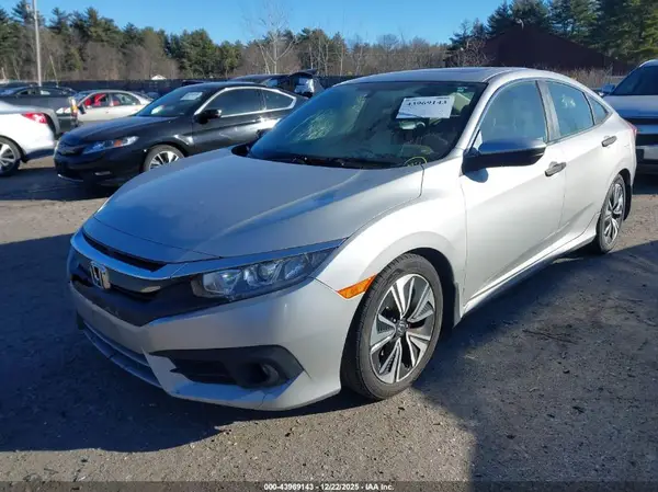 JHMFC1F31JX037350 2018 HONDA CIVIC - Image 2