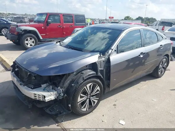 JHMFC1F32JX002221 2018 HONDA CIVIC - Image 2