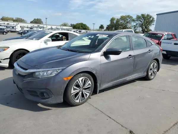 JHMFC1F32JX005958 2018 HONDA CIVIC - Image 1