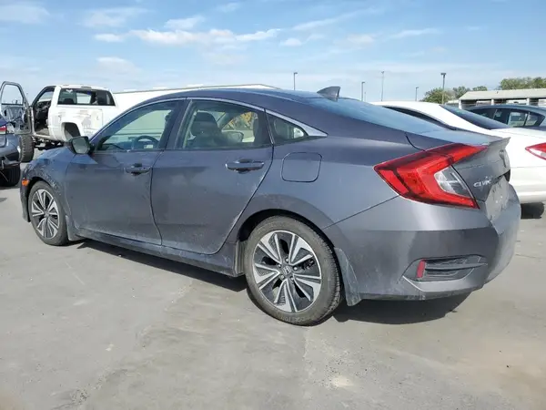 JHMFC1F32JX005958 2018 HONDA CIVIC - Image 2