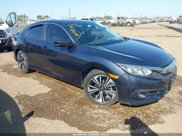 JHMFC1F32JX007435 2018 HONDA CIVIC - Image 1