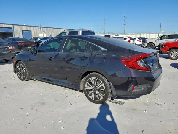 JHMFC1F32JX009847 2018 HONDA CIVIC - Image 2