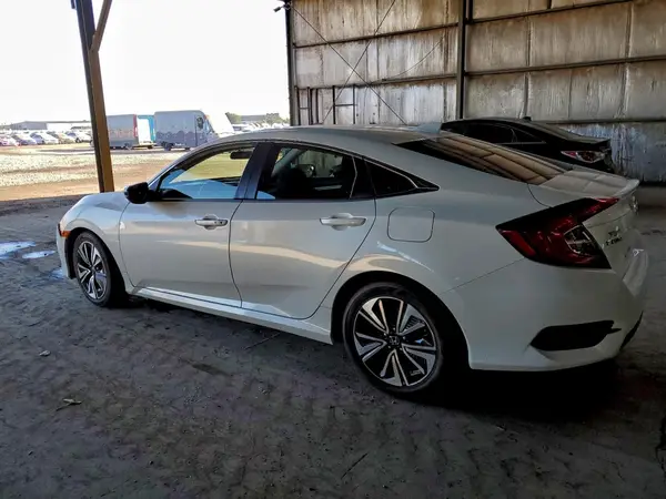 JHMFC1F32JX014370 2018 HONDA CIVIC - Image 2