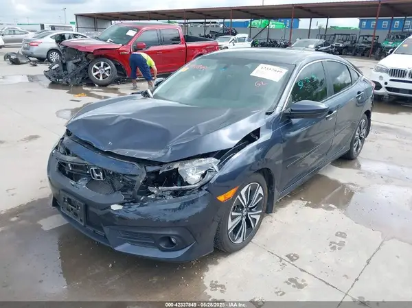 JHMFC1F32JX014448 2018 HONDA CIVIC - Image 2