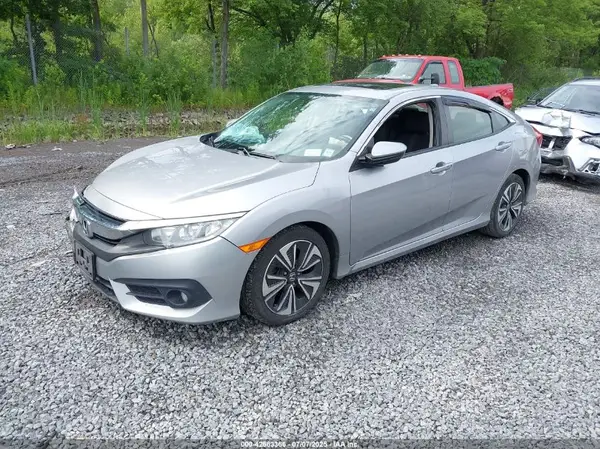 JHMFC1F32JX017513 2018 HONDA CIVIC - Image 2