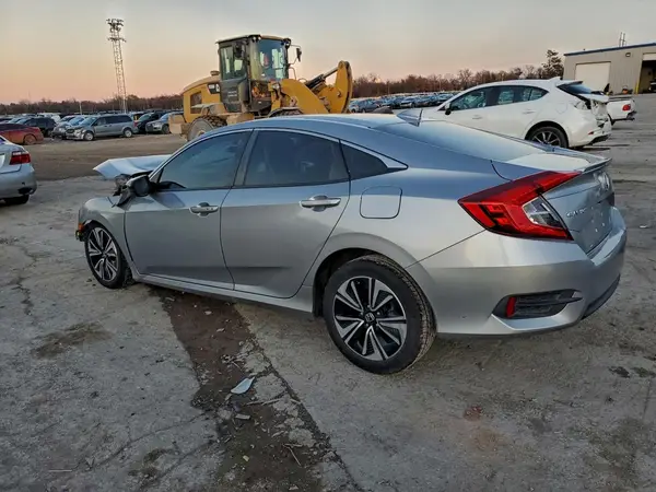 JHMFC1F32JX019214 2018 HONDA CIVIC - Image 2