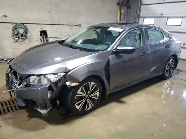 JHMFC1F32JX027569 2018 HONDA CIVIC - Image 1