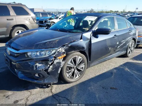 JHMFC1F32JX037406 2018 HONDA CIVIC - Image 2