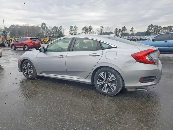 JHMFC1F32JX038331 2018 HONDA CIVIC - Image 2