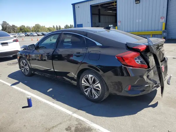 JHMFC1F32JX038913 2018 HONDA CIVIC - Image 2