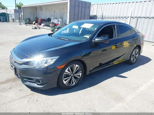 JHMFC1F32JX040564 2018 HONDA CIVIC - Image 2