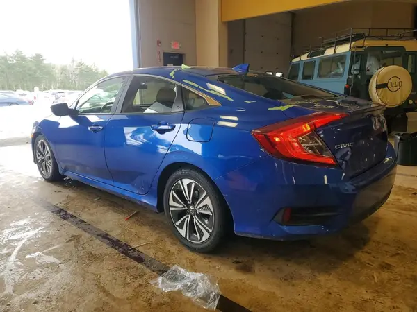 JHMFC1F33JX007329 2018 HONDA CIVIC - Image 2