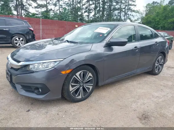 JHMFC1F33JX008724 2018 HONDA CIVIC - Image 2
