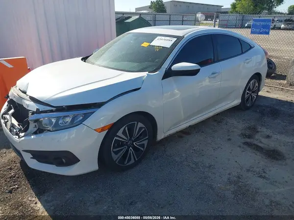 JHMFC1F33JX019268 2018 HONDA CIVIC - Image 2