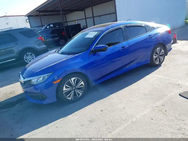 JHMFC1F33JX021635 2018 HONDA CIVIC - Image 2