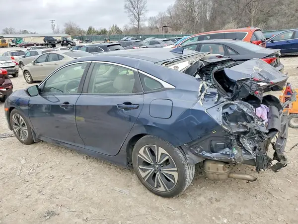 JHMFC1F33JX025622 2018 HONDA CIVIC - Image 2