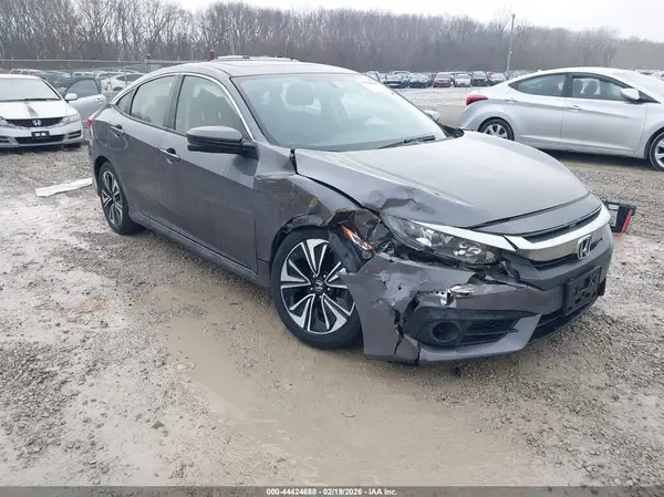 JHMFC1F33JX025720 2018 HONDA CIVIC - Image 1