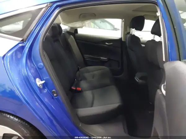 JHMFC1F33JX033459 2018 HONDA CIVIC - Image 8