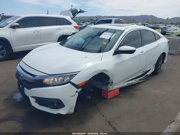 JHMFC1F33JX041724 2018 HONDA CIVIC - Image 2