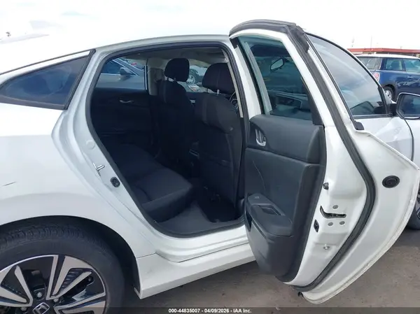 JHMFC1F33JX041724 2018 HONDA CIVIC - Image 8