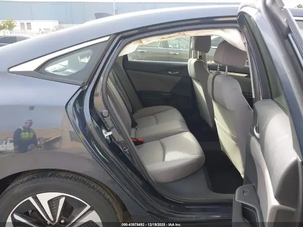 JHMFC1F34JX005170 2018 HONDA CIVIC - Image 8