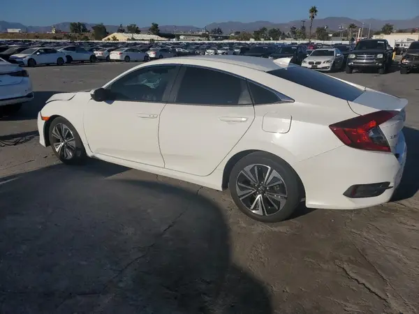 JHMFC1F34JX005931 2018 HONDA CIVIC - Image 2
