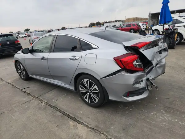 JHMFC1F34JX009798 2018 HONDA CIVIC - Image 2