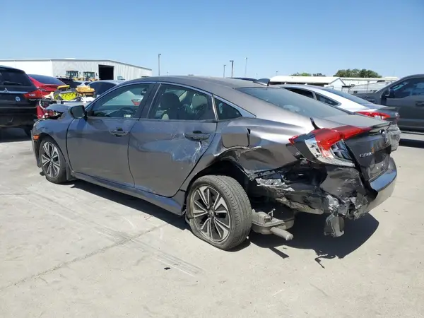 JHMFC1F34JX010272 2018 HONDA CIVIC - Image 2