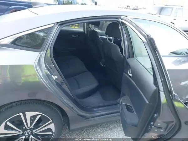 JHMFC1F34JX038041 2018 HONDA CIVIC - Image 8