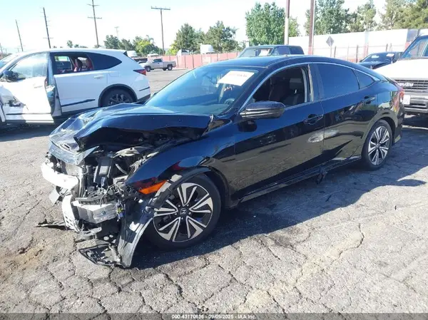 JHMFC1F34JX041523 2018 HONDA CIVIC - Image 2