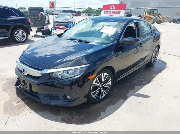 JHMFC1F34JX043577 2018 HONDA CIVIC - Image 2