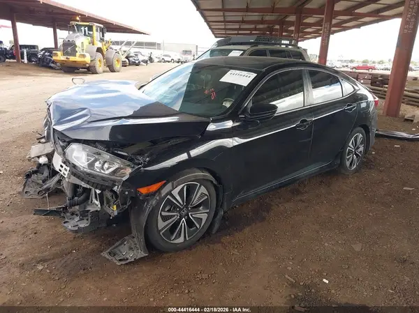 JHMFC1F35JX011513 2018 HONDA CIVIC - Image 2