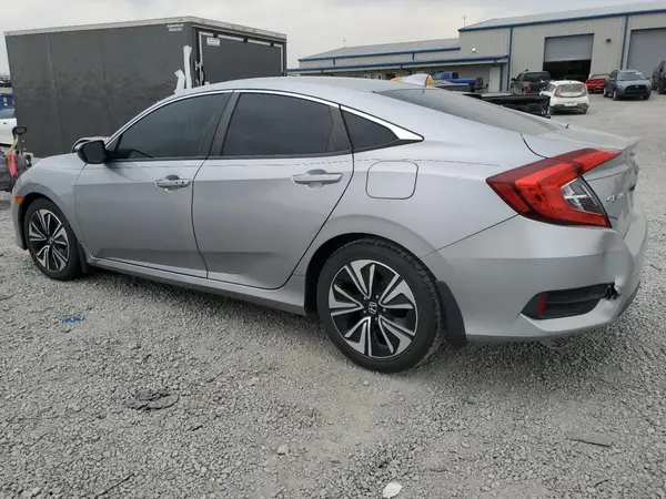 JHMFC1F35JX024200 2018 HONDA CIVIC - Image 2