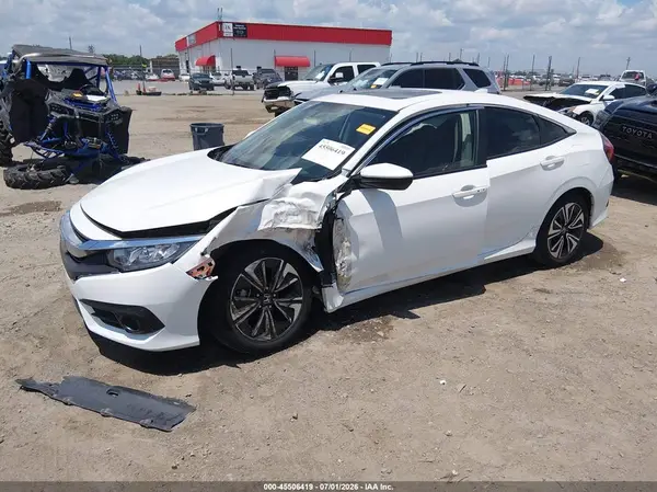 JHMFC1F35JX029803 2018 HONDA CIVIC - Image 2