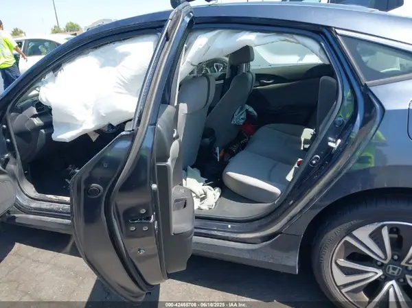 JHMFC1F35JX032717 2018 HONDA CIVIC - Image 8