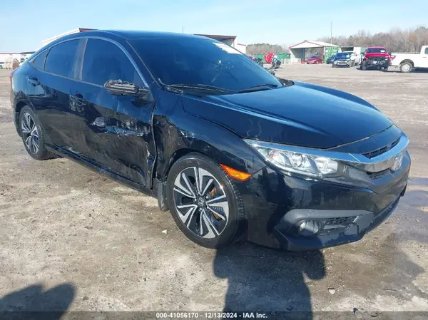 JHMFC1F36JX000701 2018 HONDA CIVIC - Image 1