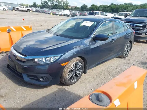 JHMFC1F36JX006658 2018 HONDA CIVIC - Image 2