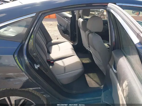 JHMFC1F36JX006658 2018 HONDA CIVIC - Image 8
