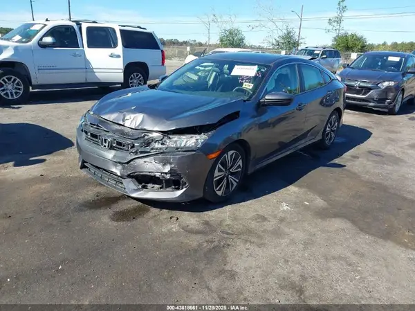 JHMFC1F36JX008281 2018 HONDA CIVIC - Image 2