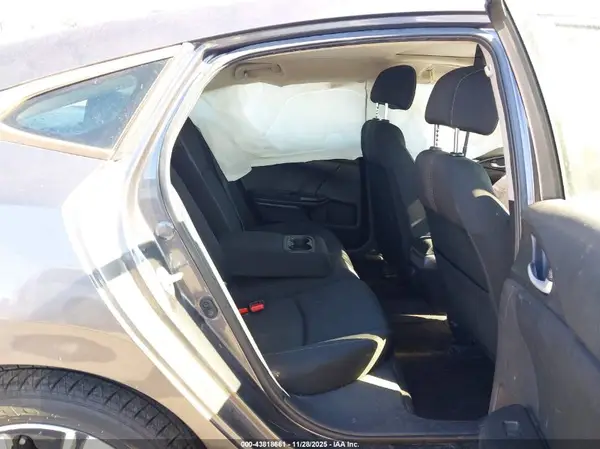 JHMFC1F36JX008281 2018 HONDA CIVIC - Image 8